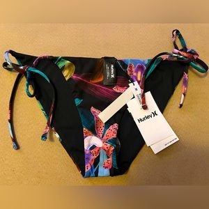 BNWT HURLEY Reversible bikini bottom- Size MED